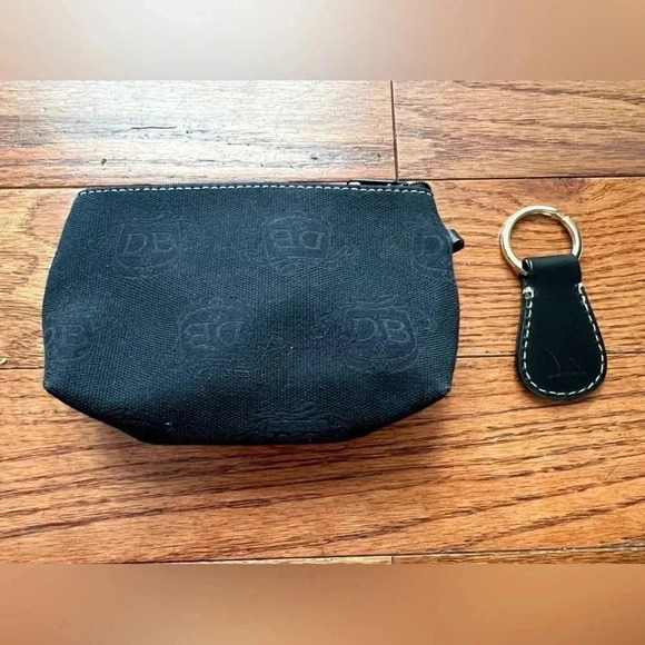 Dooney&Bourke Vintage Canvas Pouch & Keychain Set - Picture 3 of 8